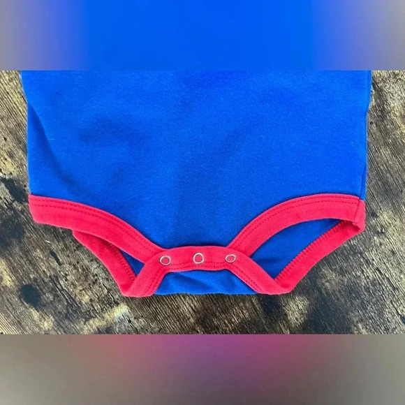 NFL Team Apparel | infant girl Buffalo Bills onesie. Size: 12M - Picture 5 of 9